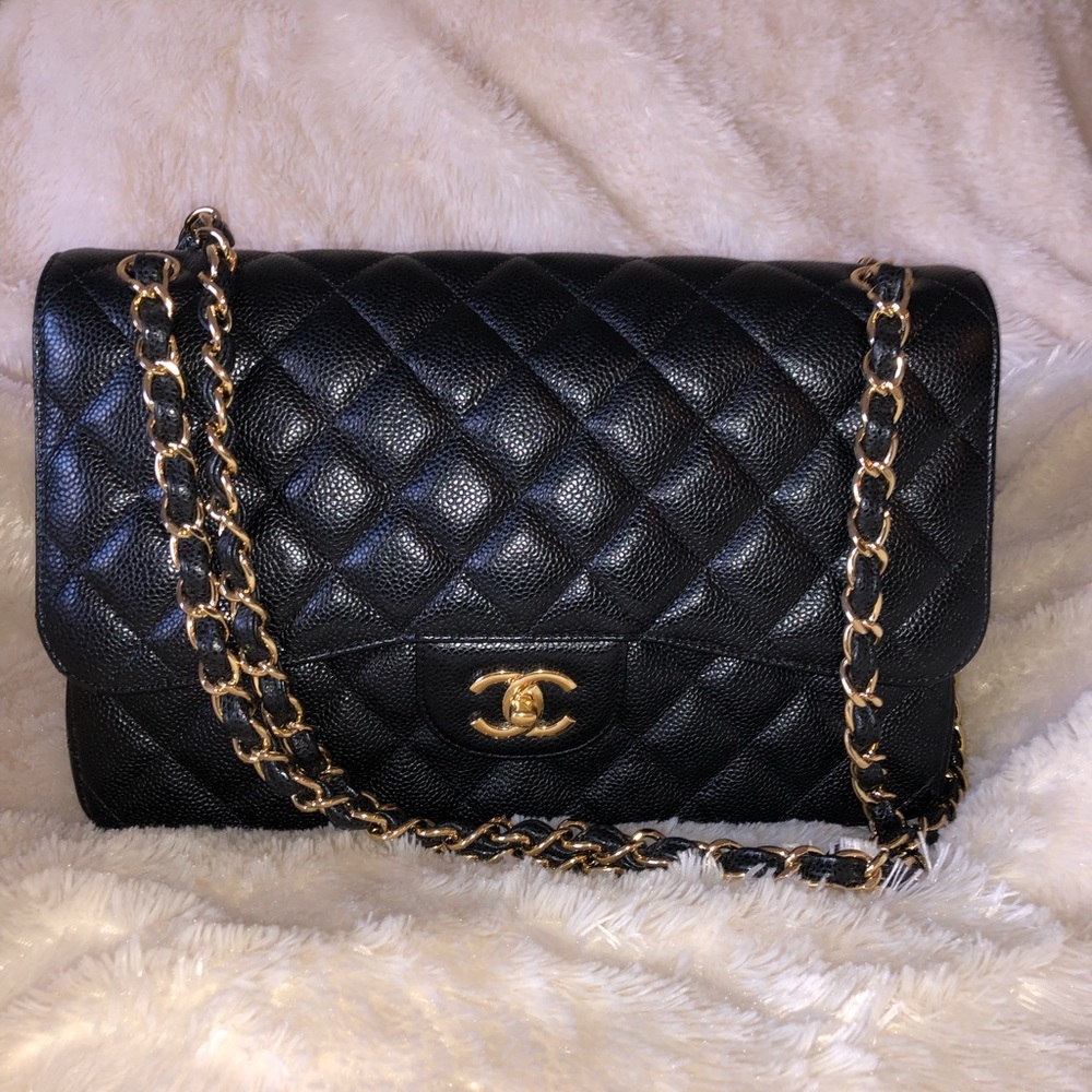 Jumbo Double Flap Caviar Leather Classic Handbag